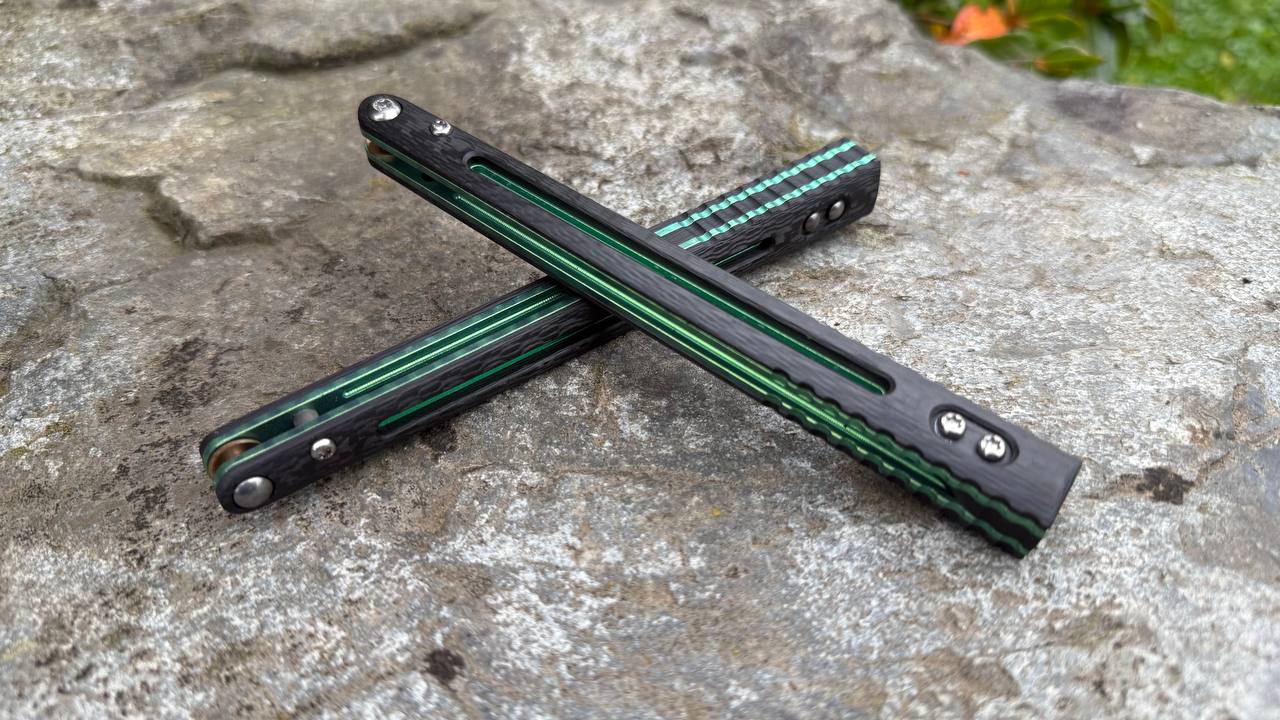 Carbon Fiber BRS Replicant Handles w/ Green Jeweled Anodization and Half Channel Spacers