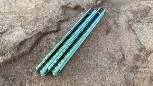 G10 Kraken V2 Handles: Tiffany Green G10 w/ Teal to Green fade Ano