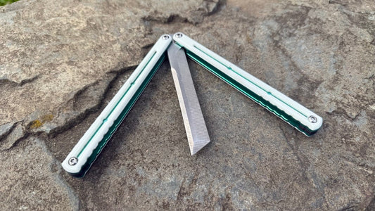 S35VN Flagship Tanto G10 Kraken: White G10 w/ Jeweled Emerald Ano (Blem)