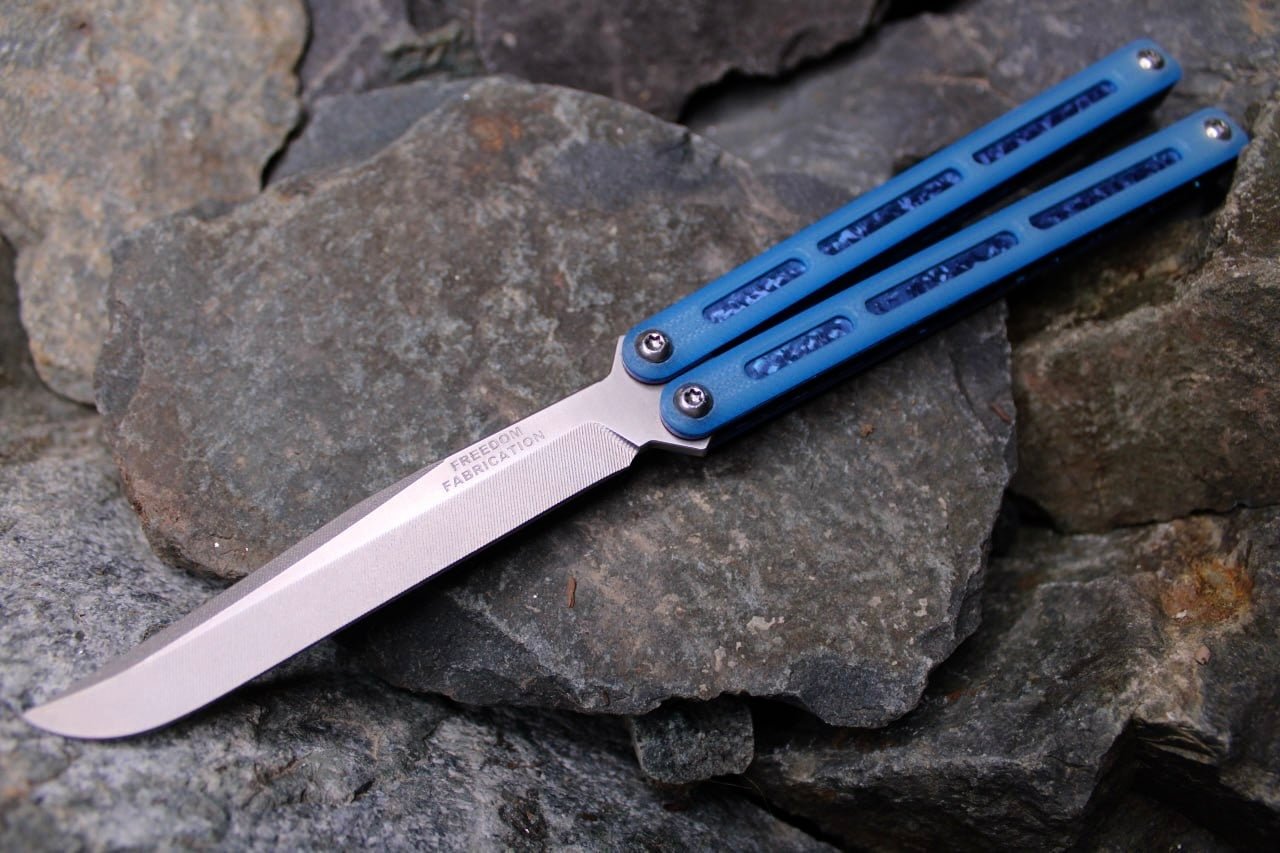 Flagship Bowie 003: Glacier Blue G10 W/Blue Jeweled Ano
