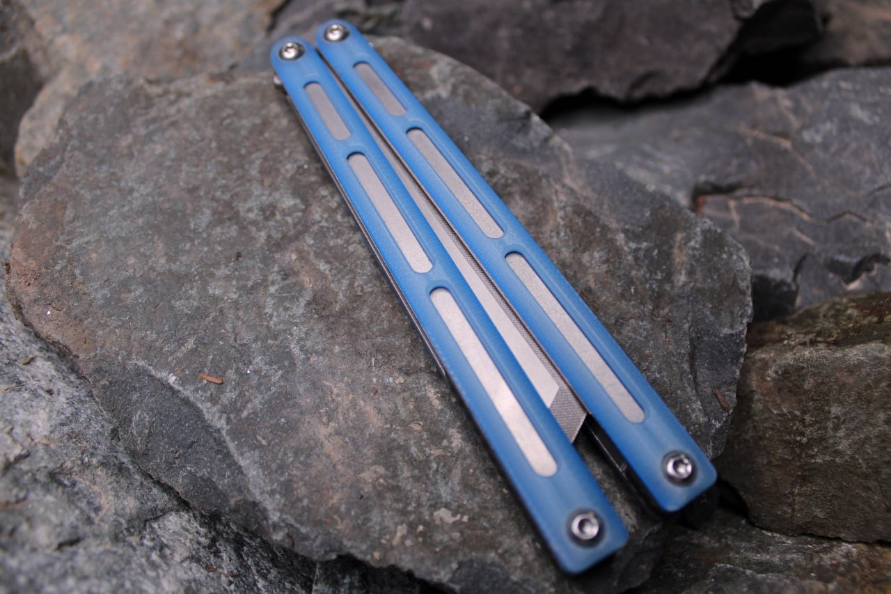 Flagship Tanto 010: Glacier Blue G10 (Blem)(Unsharpened)