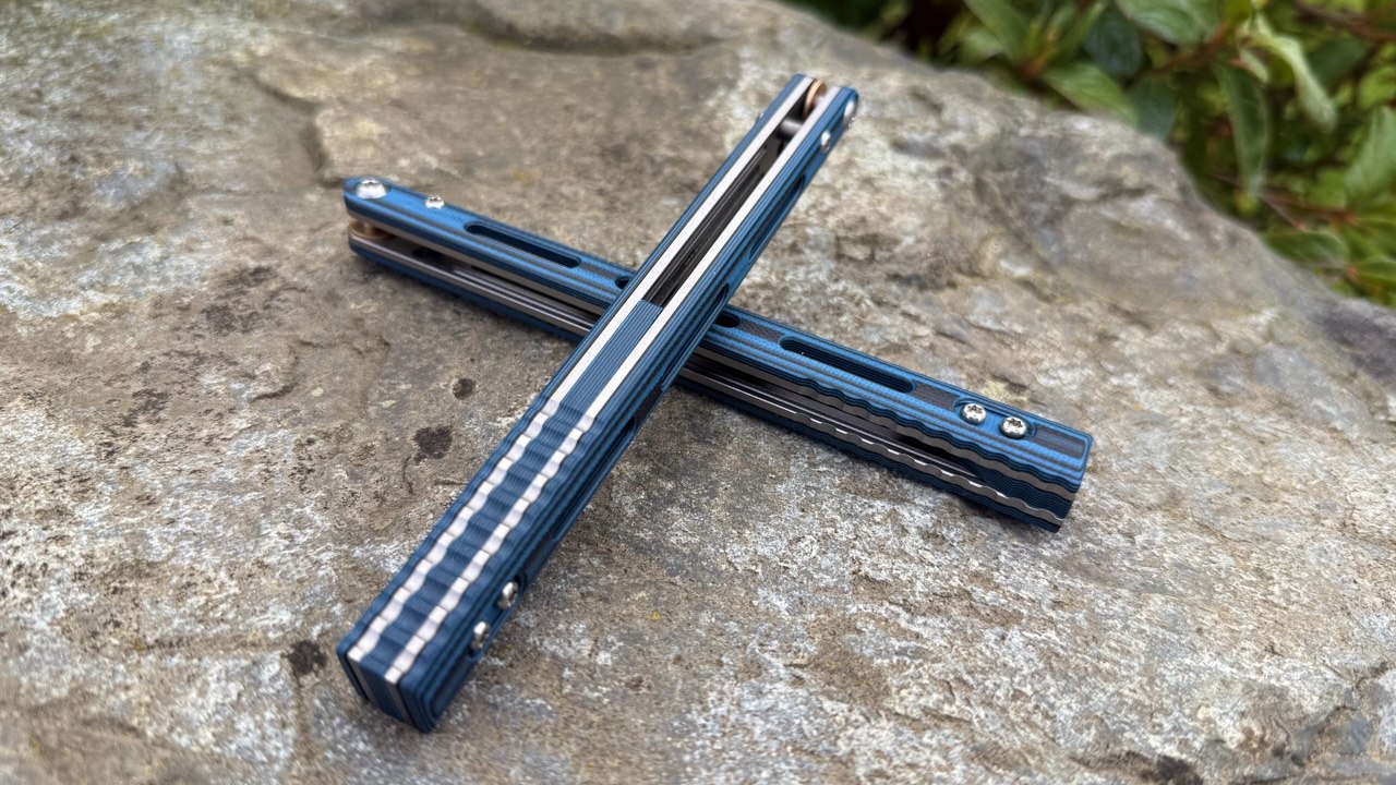 Dual Tone Blue and Black Triple Slot BRS Replicant Handles w/ Half Channel Spacers