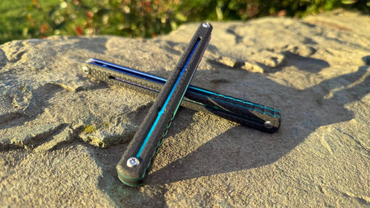 CF Kraken V2 Handles: Carbon Fiber w/ Blue to Green Fade Ano